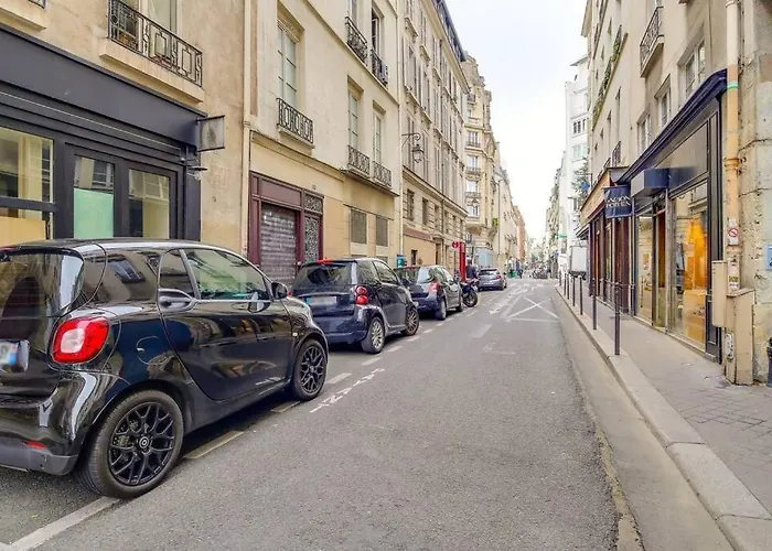 Unique Studio In Marais